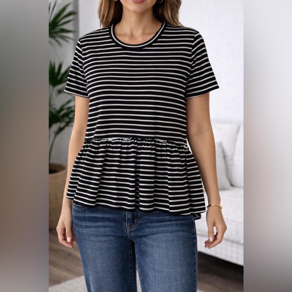 Black and White Striped Women's Top